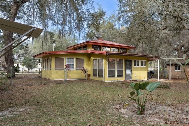 621 NE 165TH TERRACE, Silver Springs, FL 34488