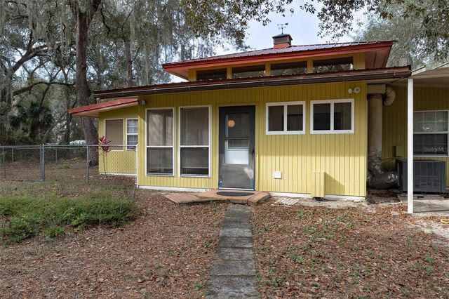 621 NE 165TH TERRACE, Silver Springs, FL 34488