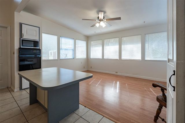 621 NE 165TH TERRACE, Silver Springs, FL 34488