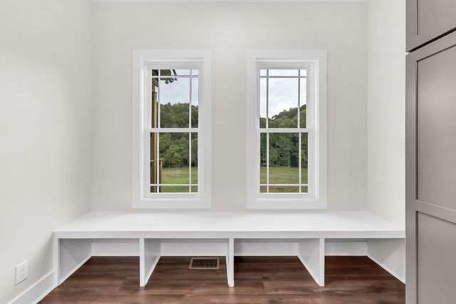 5580 Chambers Rd, Cumberland Furnace, TN 37051