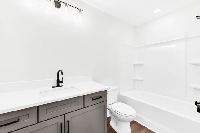 5580 Chambers Rd, Cumberland Furnace, TN 37051