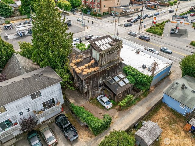 652 NW 85th Street, Seattle, WA 98117