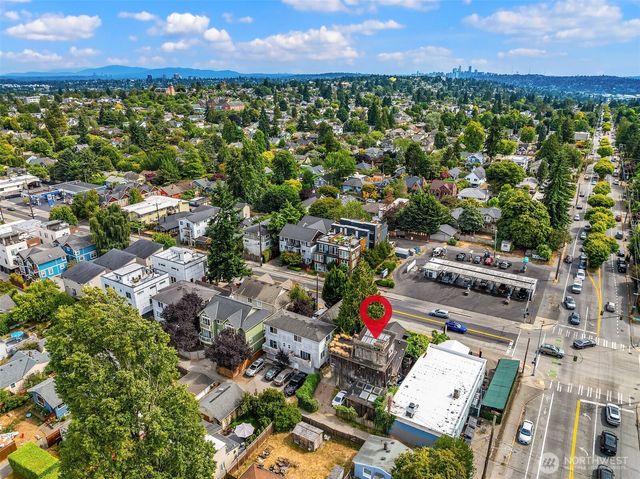 652 NW 85th Street, Seattle, WA 98117