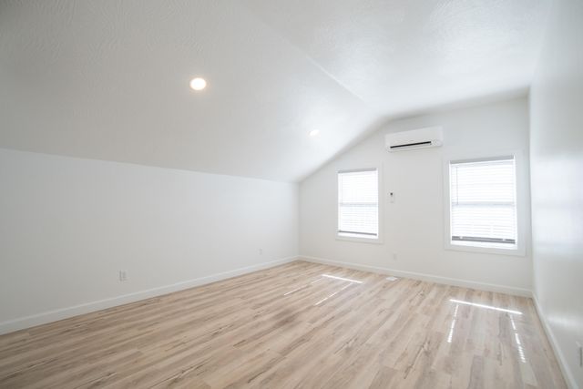 1529 S Fremont Avenue, Springfield, MO 65804