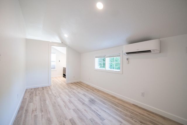 1529 S Fremont Avenue, Springfield, MO 65804