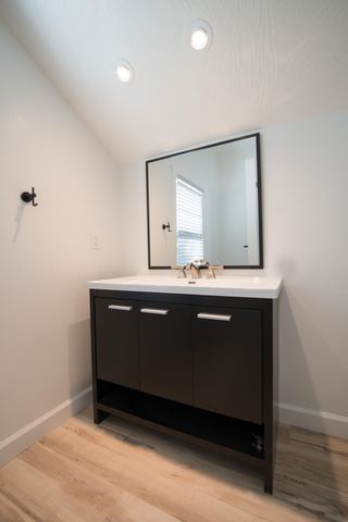 1529 S Fremont Avenue, Springfield, MO 65804