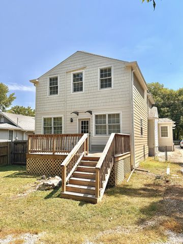 1529 S Fremont Avenue, Springfield, MO 65804