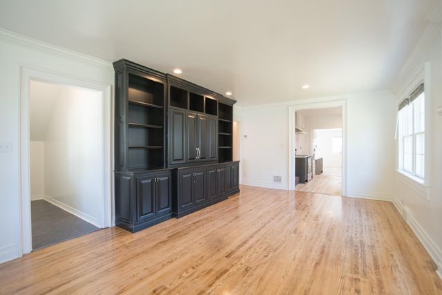 1529 S Fremont Avenue, Springfield, MO 65804