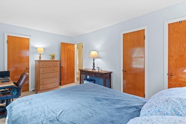 2480 19th Street, Cuyahoga Falls, OH 44223