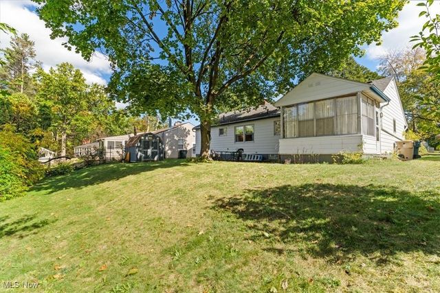 2480 19th Street, Cuyahoga Falls, OH 44223