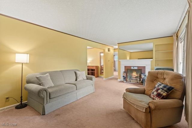 2480 19th Street, Cuyahoga Falls, OH 44223