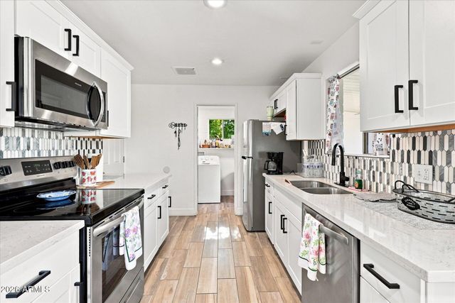 5218 E Covina Road, Mesa, AZ 85205