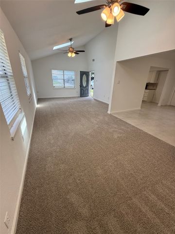 1833 Hood Street, Carrollton, TX 75006