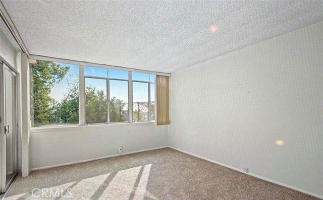 289 S Barrington Avenue A311, Los Angeles, CA 90049