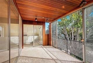 289 S Barrington Avenue A311, Los Angeles, CA 90049