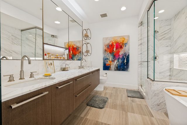 3130 N Harwood Street 702, Dallas, TX 75201