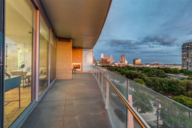 3130 N Harwood Street 702, Dallas, TX 75201