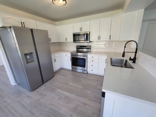 733 Pinnacle Court, Lexington, KY 40515