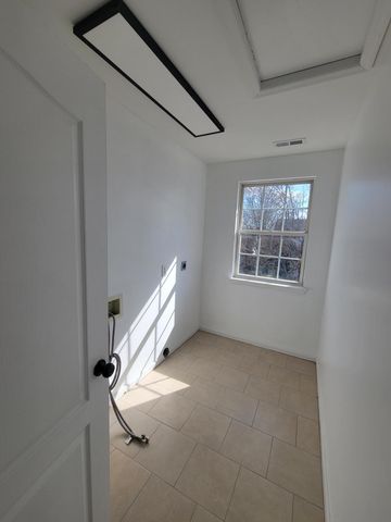 733 Pinnacle Court, Lexington, KY 40515