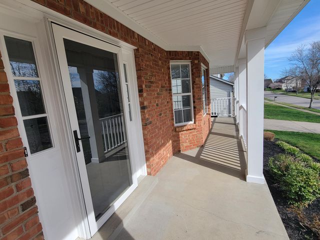 733 Pinnacle Court, Lexington, KY 40515