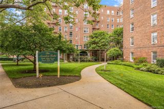 72-61 113th Street 5B, Forest Hills, NY 11375