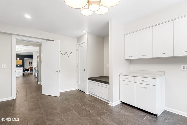 4615 Brookside Road, Ottawa Hills, OH 43615
