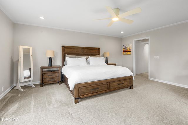 4615 Brookside Road, Ottawa Hills, OH 43615