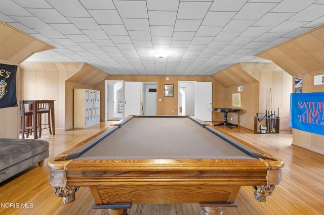 4615 Brookside Road, Ottawa Hills, OH 43615