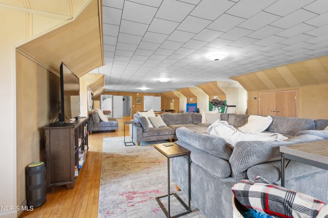 4615 Brookside Road, Ottawa Hills, OH 43615