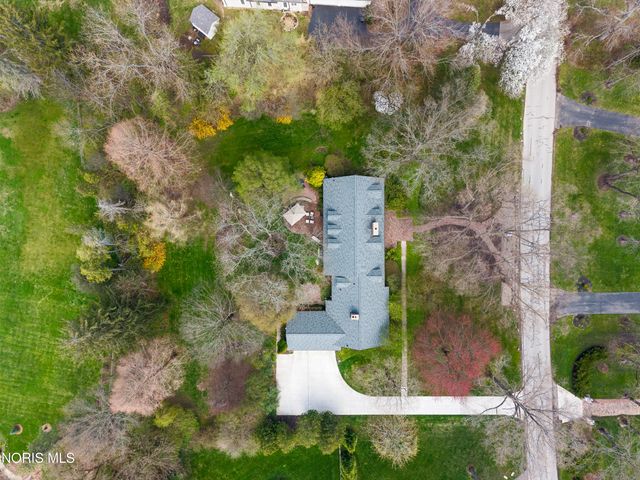 4615 Brookside Road, Ottawa Hills, OH 43615