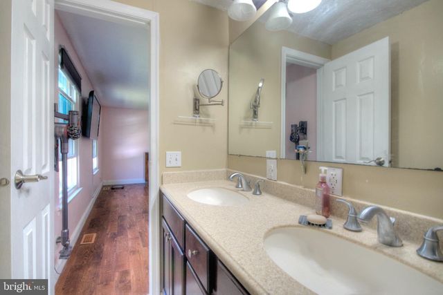 139 RAMSEY AVE, Marlton, NJ 08053