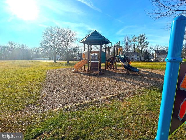 139 RAMSEY AVE, Marlton, NJ 08053