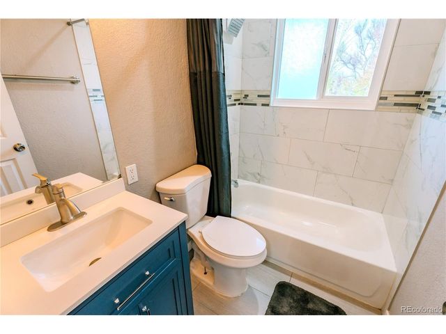 5643 W 67th Ave, Arvada, CO 80003
