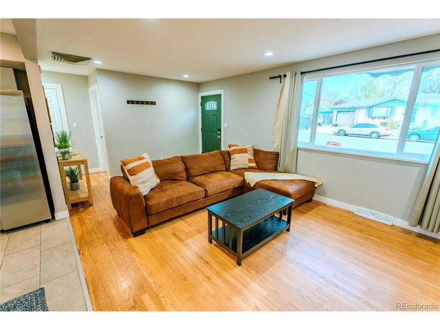 5643 W 67th Ave, Arvada, CO 80003