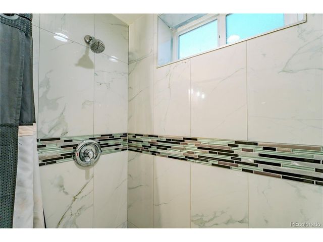5643 W 67th Ave, Arvada, CO 80003