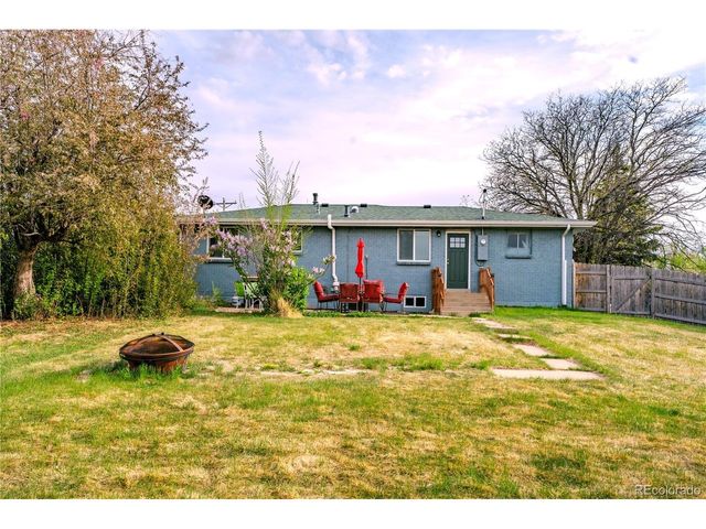 5643 W 67th Ave, Arvada, CO 80003