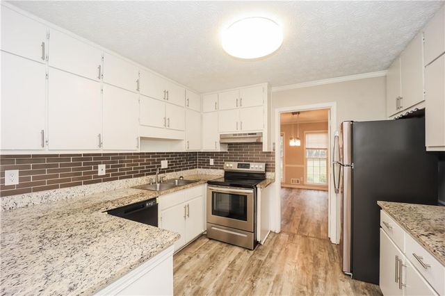535 Westbridge Drive, Fayetteville, GA 30214