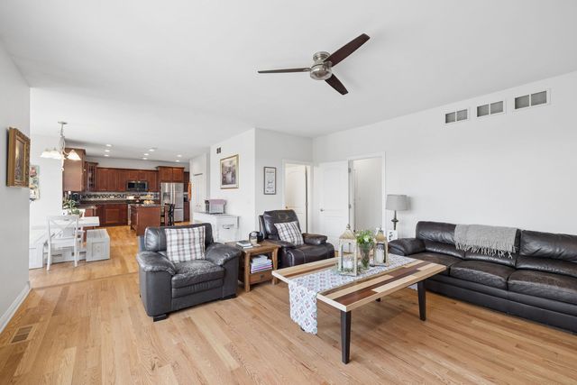 2067 Edgeview Drive, New Lenox, IL 60451