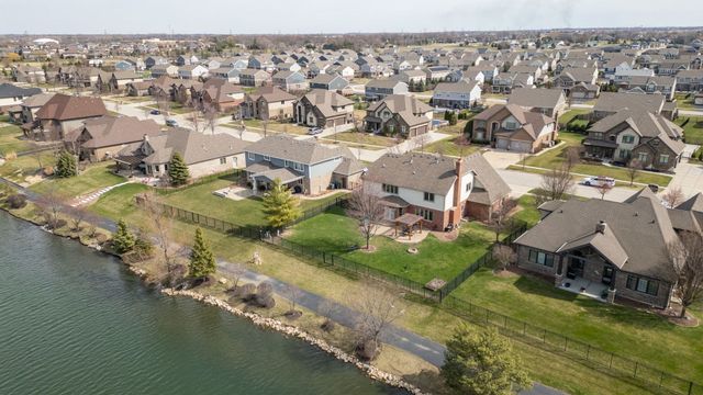 2067 Edgeview Drive, New Lenox, IL 60451