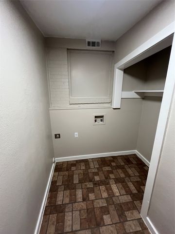 11302 Stallcup Drive, Dallas, TX 75228