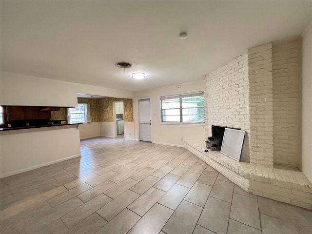 12342 Barryknoll Lane, Houston, TX 77024