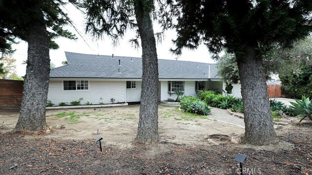 2230 E Denise Avenue, Orange, CA 92867