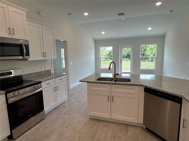 2680 AVERLAND LOOP, North Port, FL 34287