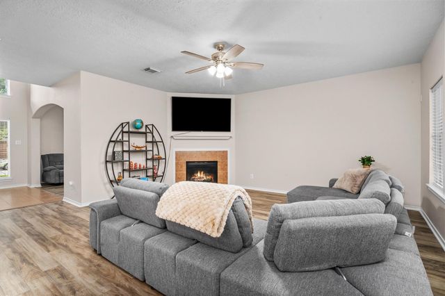 4927 Forest Hurst Drive, Spring, TX 77373