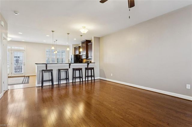 110 Peyton Randolph DR, Yorktown, VA 23692