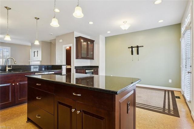 110 Peyton Randolph DR, Yorktown, VA 23692