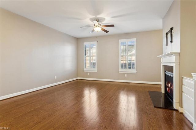 110 Peyton Randolph DR, Yorktown, VA 23692