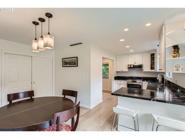 2900 Nw 111TH Ct, Portland, OR 97229