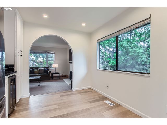 2900 Nw 111TH Ct, Portland, OR 97229