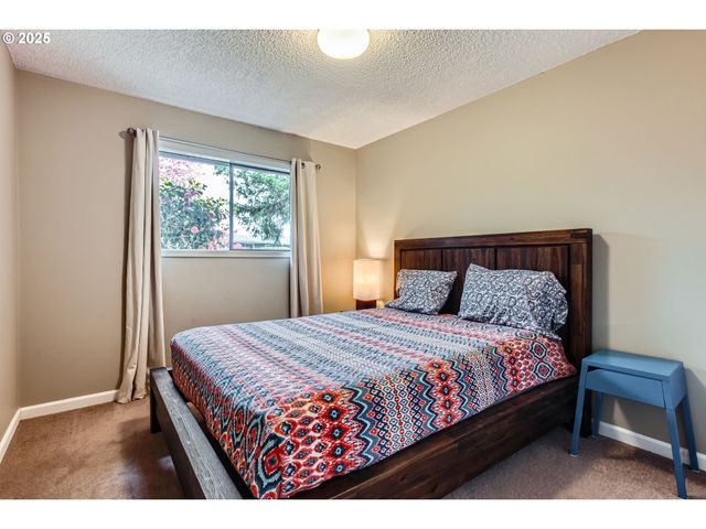 2900 Nw 111TH Ct, Portland, OR 97229